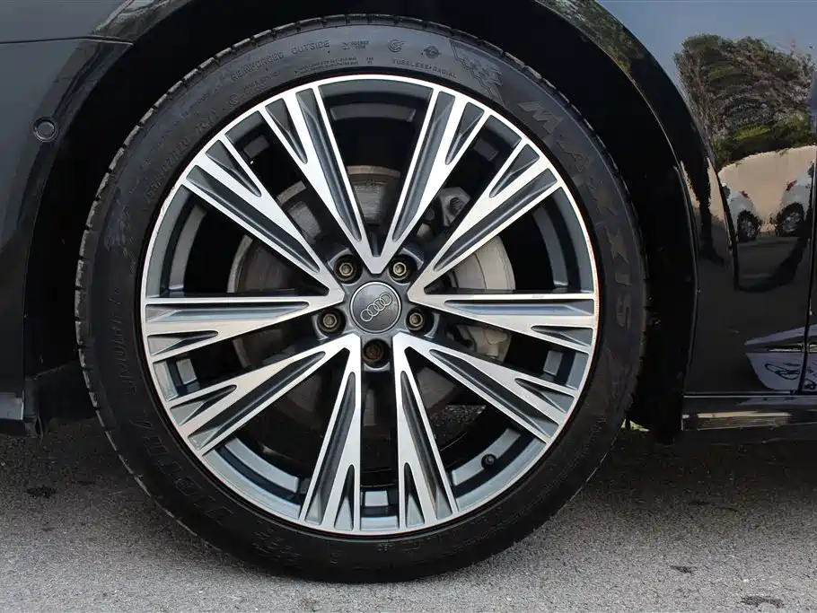 Audi A6L 2022 45 TFSI quattro Premium Dynamic фото 8
