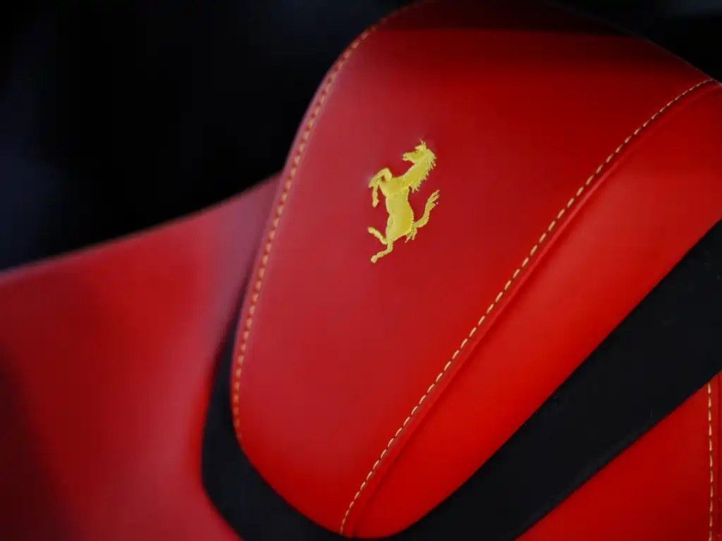 Ferrari Roma 2021 2020 3.9T V8