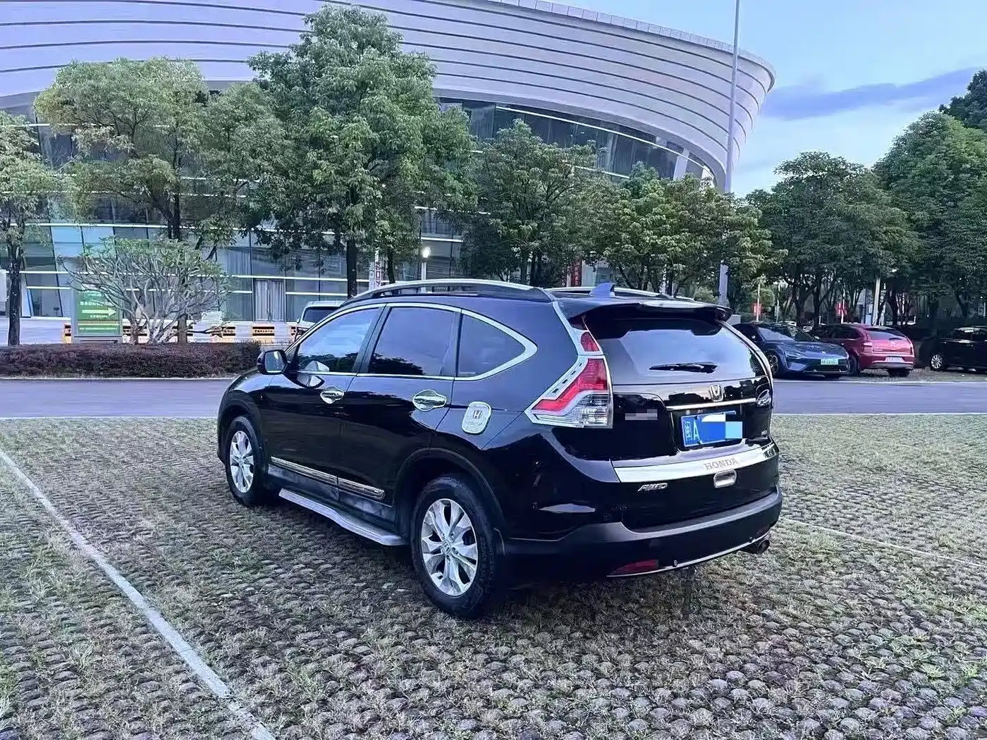 Фото 7 - Honda CR-V