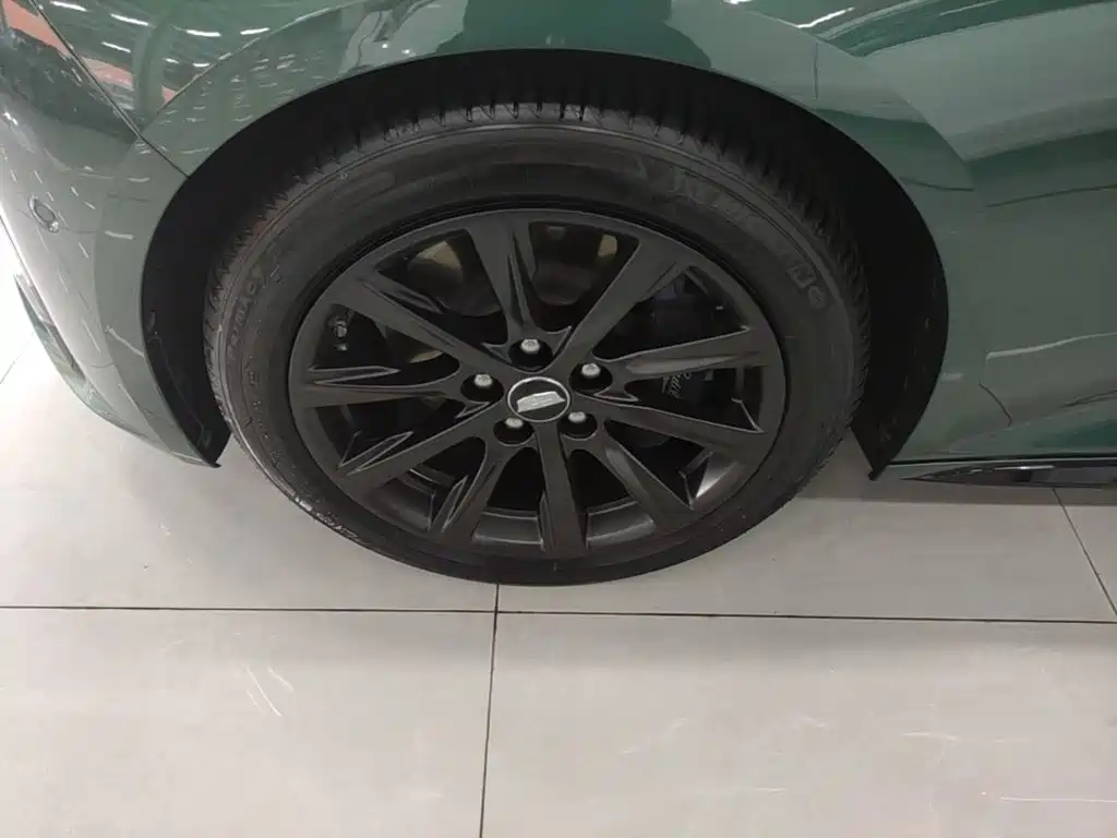 Cadillac CT5 2025 2025 Model 28T Track Performance Edition
