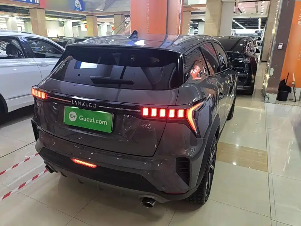 Lynk & Co 06 EM-P 2023 2022 PHEV 84KM Range Pro