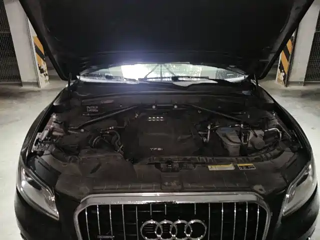 Audi Q5 2015 40 TFSI Technology — фото 3