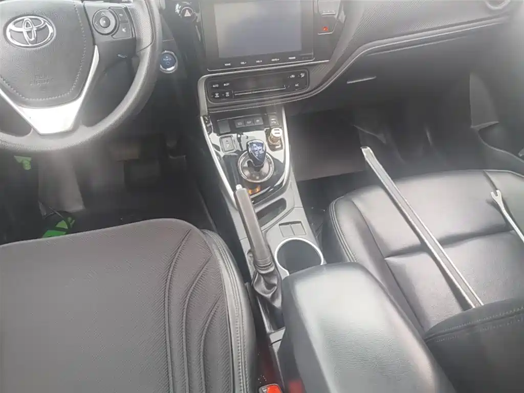 Toyota Levin Twin Engine E+ 2019 1.8PH GS E-CVT Elite Sunroof Edition фото 14