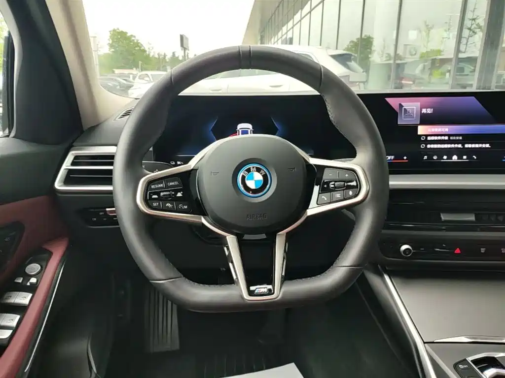 BMW i3 2025 eDrive 35 L фото 11