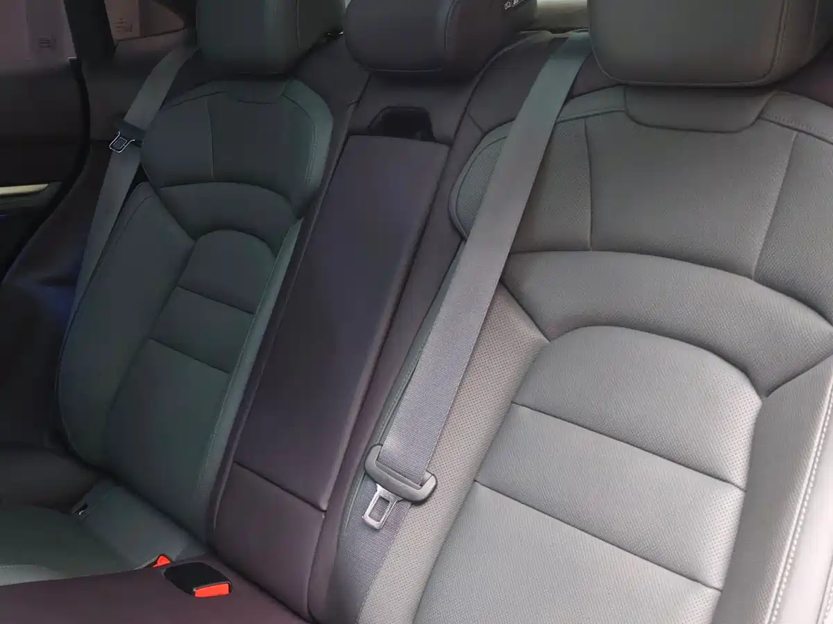 Porsche Taycan 2019 Taycan Turbo фото 11