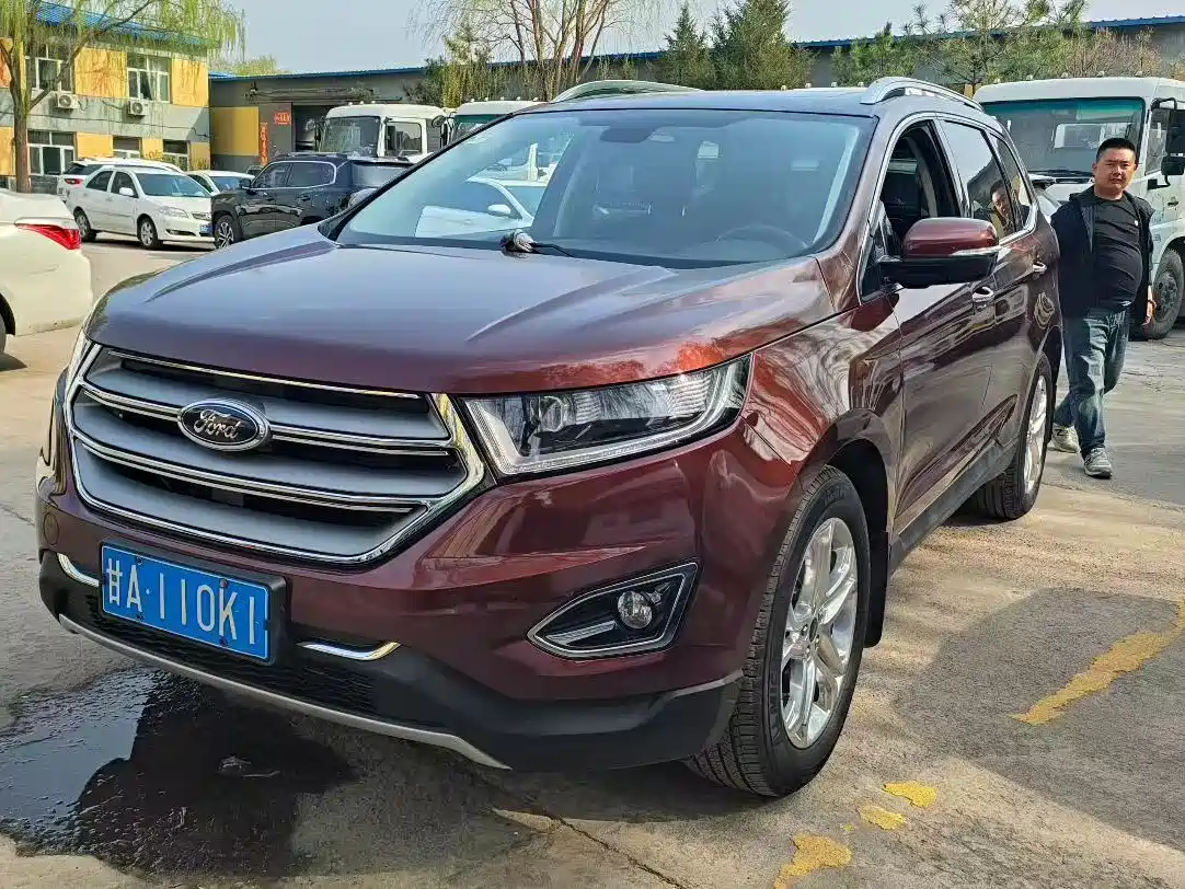 Ford Edge 2017 2016 EcoBoost 245 2WD Luxury 7-Seater