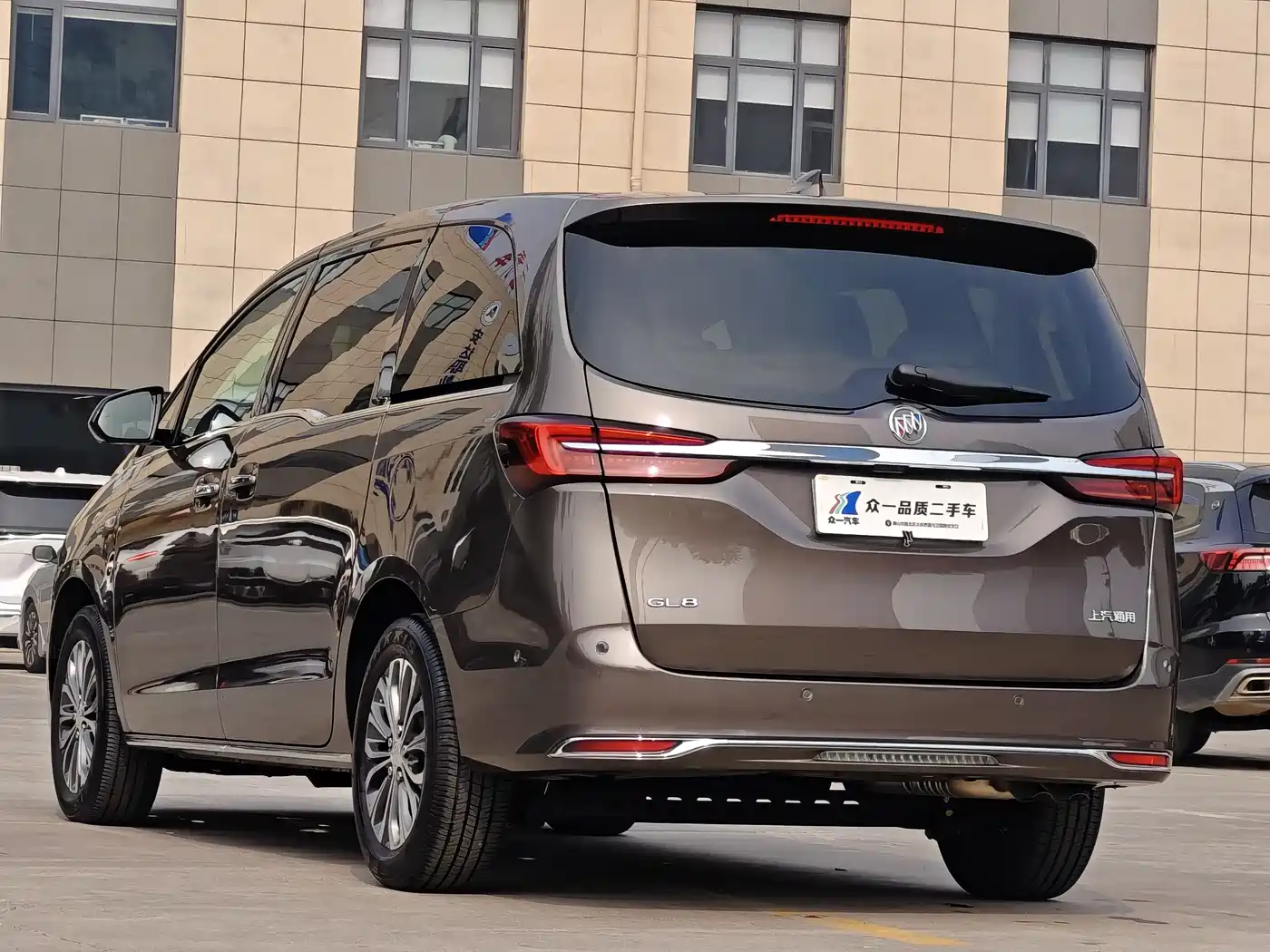 Buick GL8 2023 Land Business Class Smart Premium фото 5