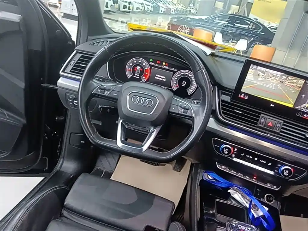 AUDI Q5L SPORTBACK