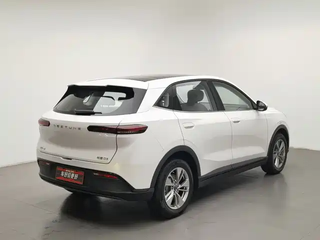 Besturn Yueyi 03 2025 Model 445km Joy Edition — фото 2
