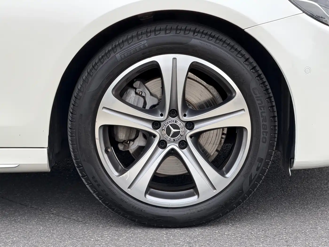 Mercedes-Benz E-Class 2018 Facelift E 200 L Sport фото 29