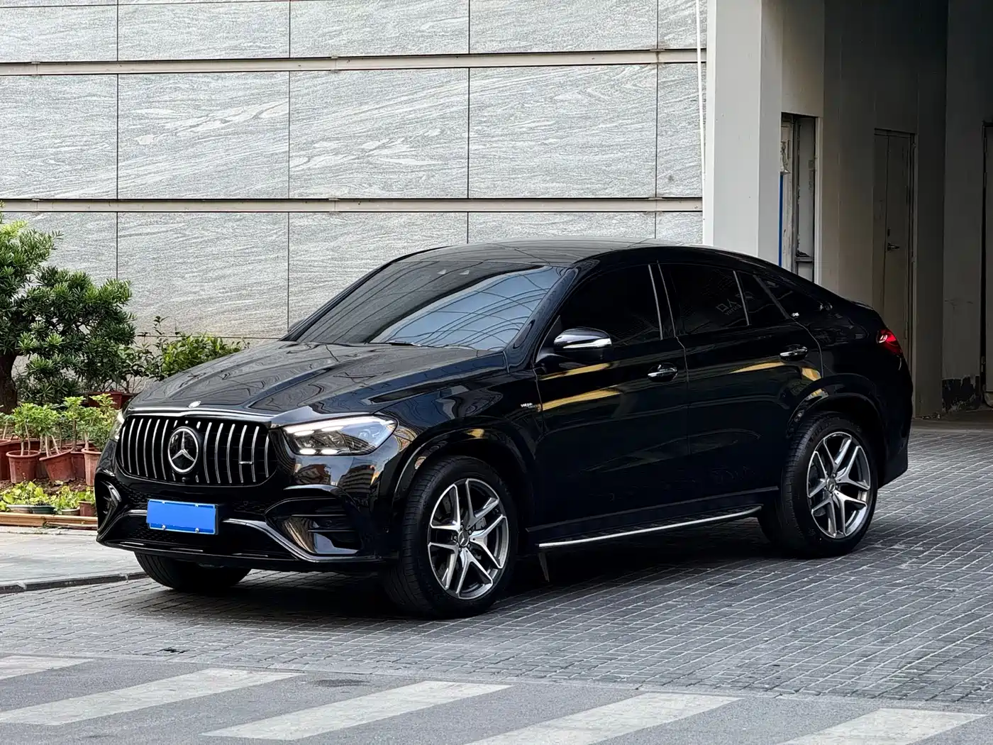 Mercedes-Benz GLE Coupe AMG 2024 AMG GLE 53 4MATIC+ Coupe SUV