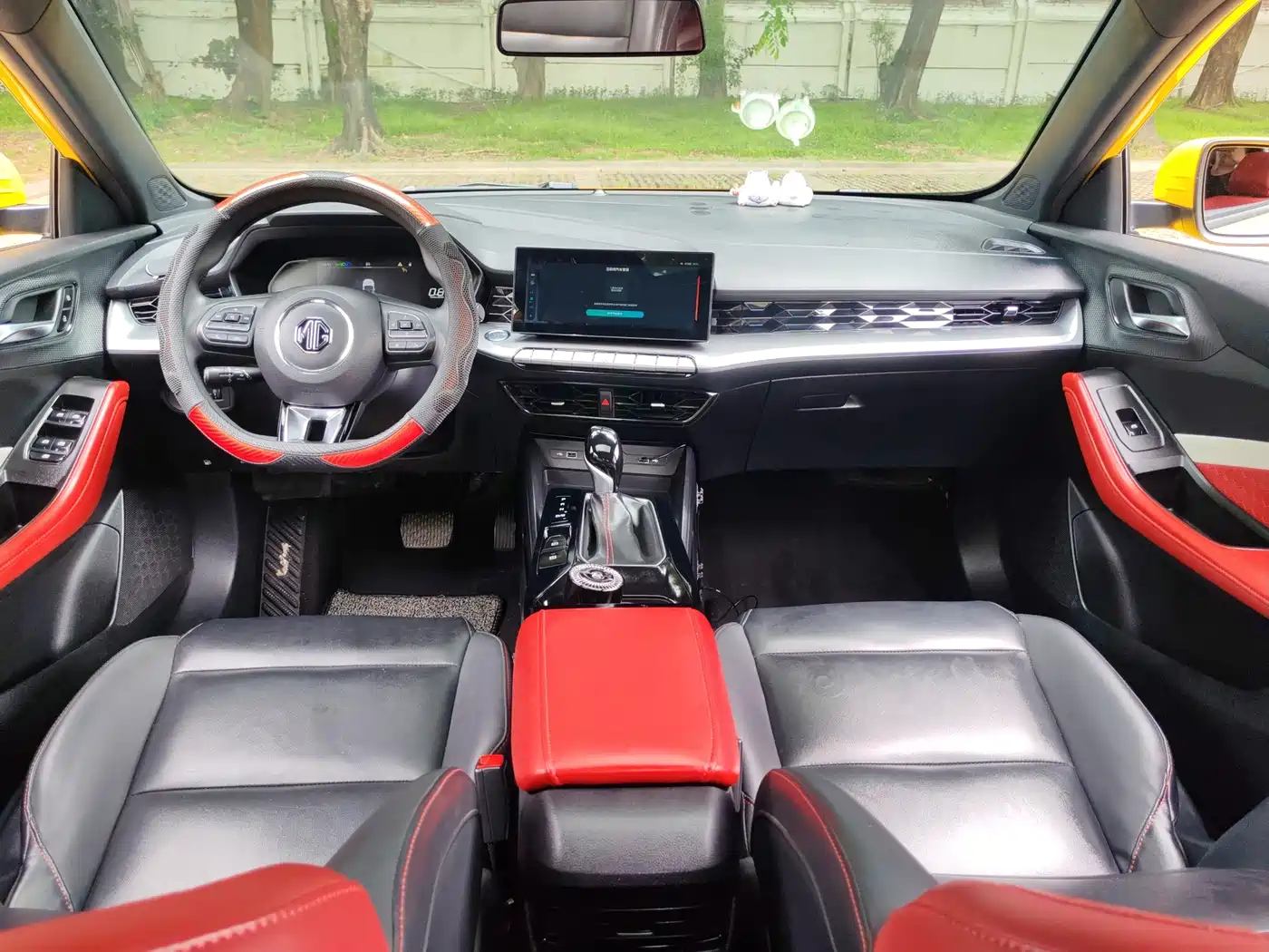 MG MG5 2021 2021 Model 180DVVT CVT Youth Luxury Edition