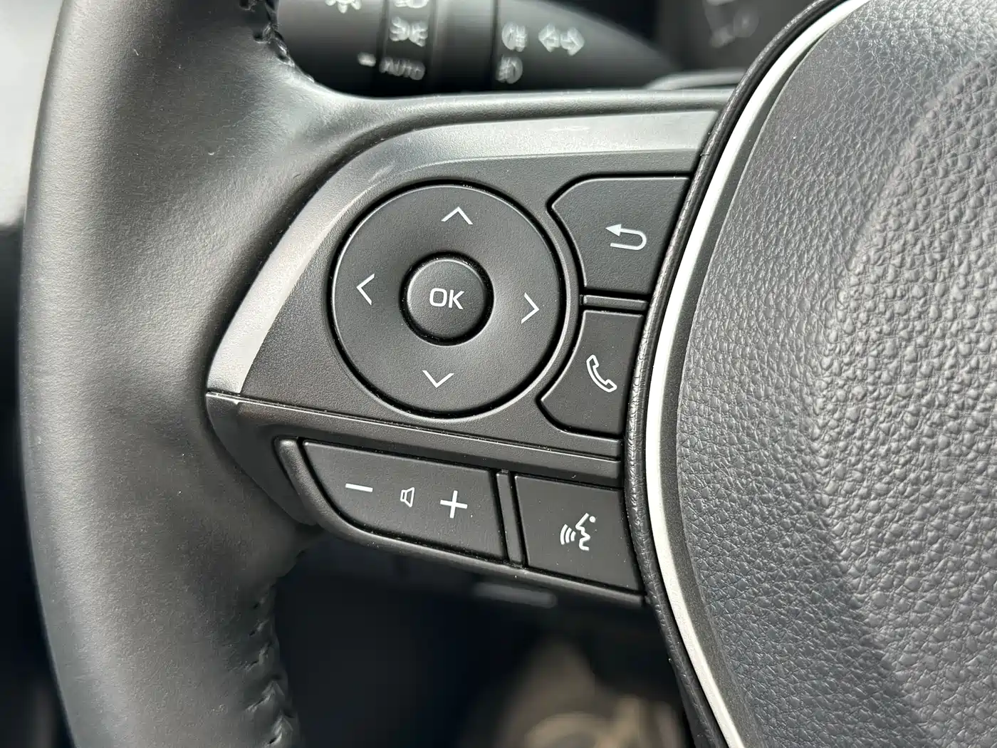Toyota Corolla 2021 1.2T S-CVT Sport Edition фото 13