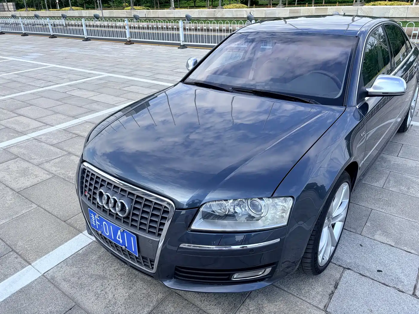 Audi S8 2008 2008 Model S8 5.2FSI quattro