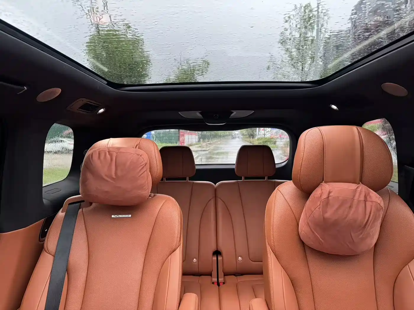 AITO Wenjie AITO M9 2024 Extended Range Ultra 42kWh 6-Seater фото 17