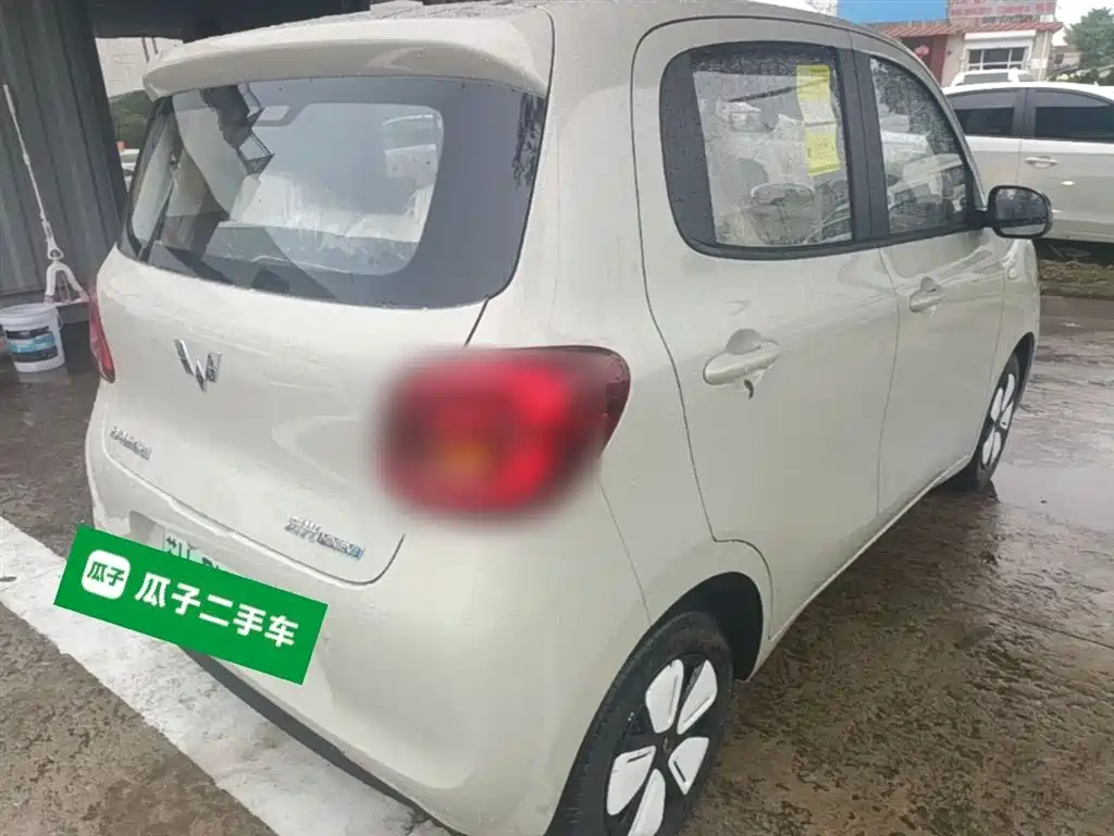 Wuling Motors Hongguang MINIEV 2026 2025 4-Door Advanced
