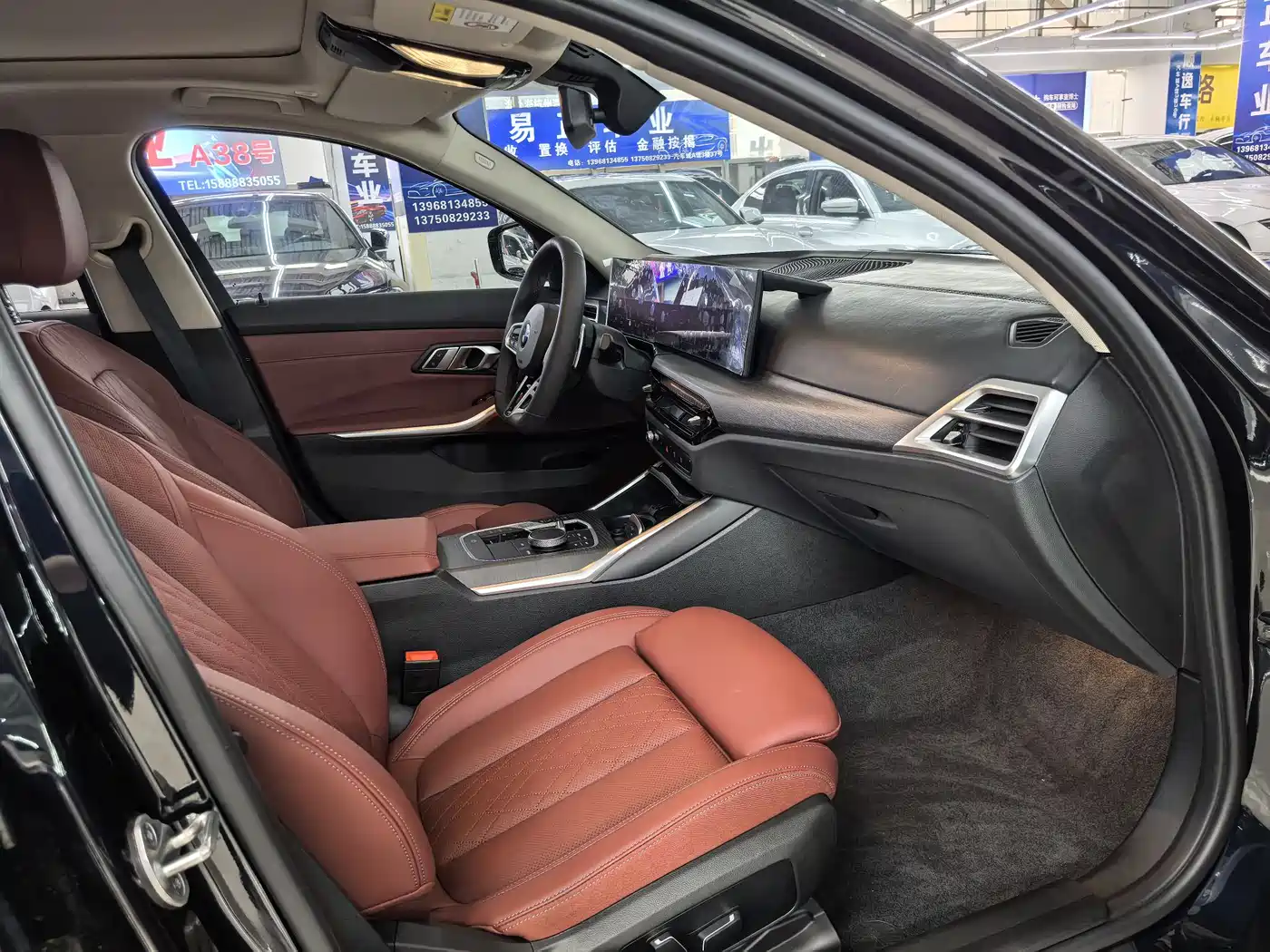 BMW 3 Series 2026 325Li M Sport Package фото 8
