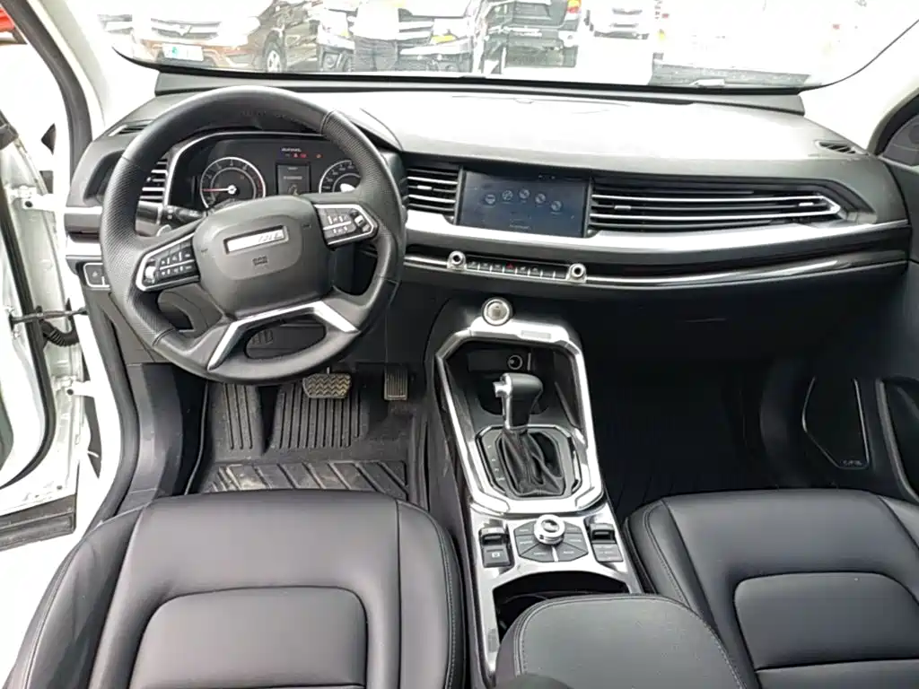 Фото 10 - Haval H6