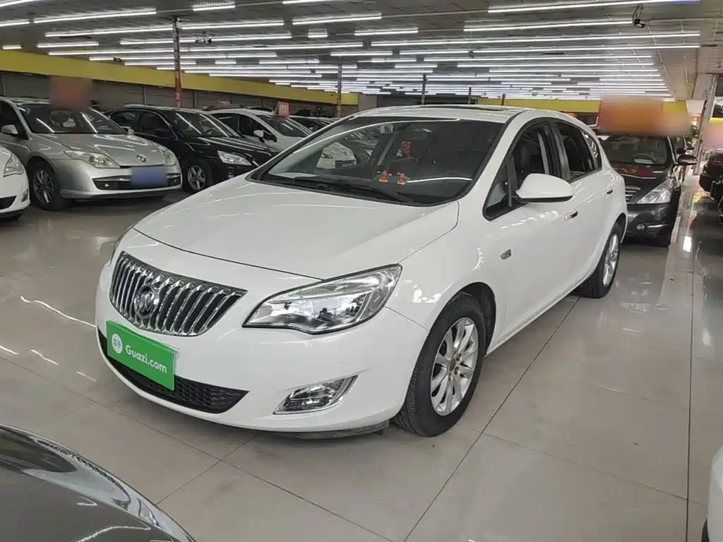 Buick Excelle 2014 XT 1.6L Automatic Fashion фото 2