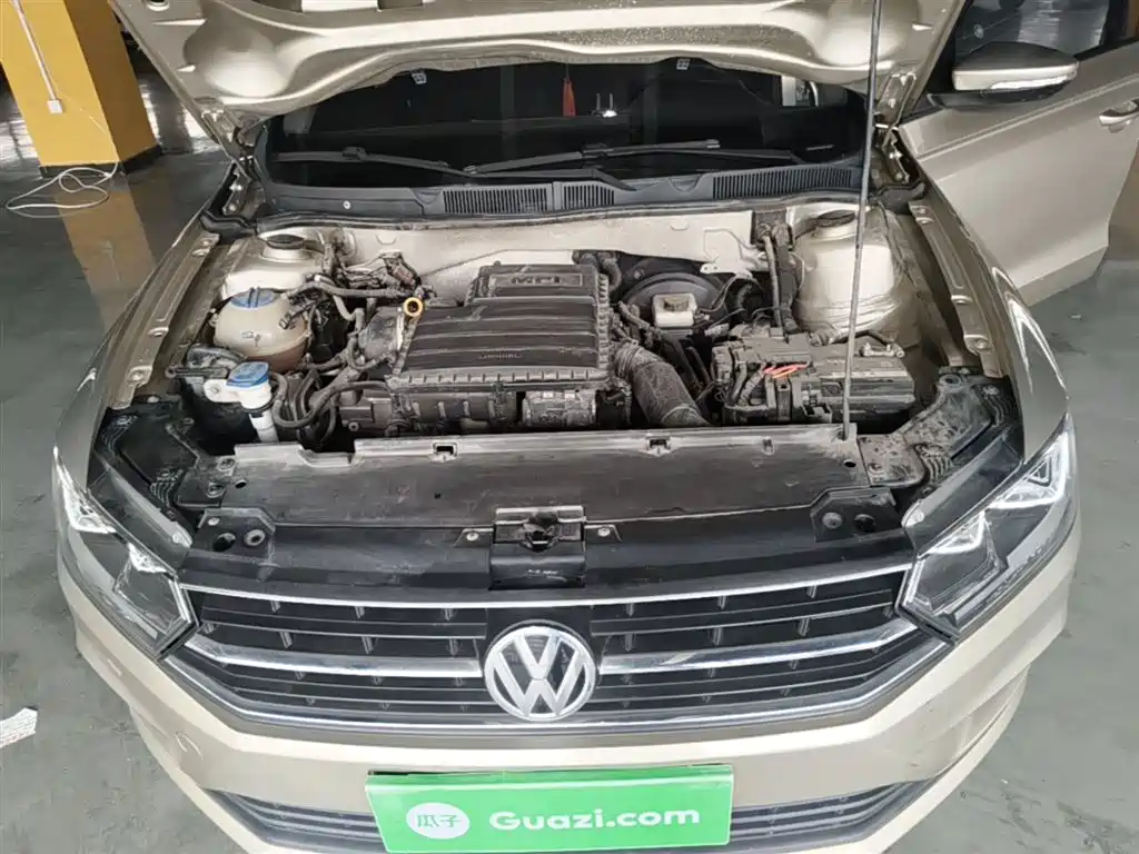 Volkswagen Bora 2018 1.5L Automatic Fashion фото 20