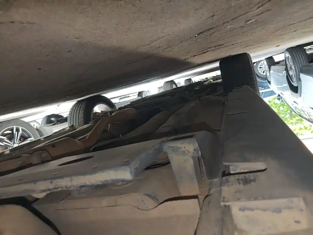 Landwind X7 2015 2015 2.0T Panoramic Flagship Edition