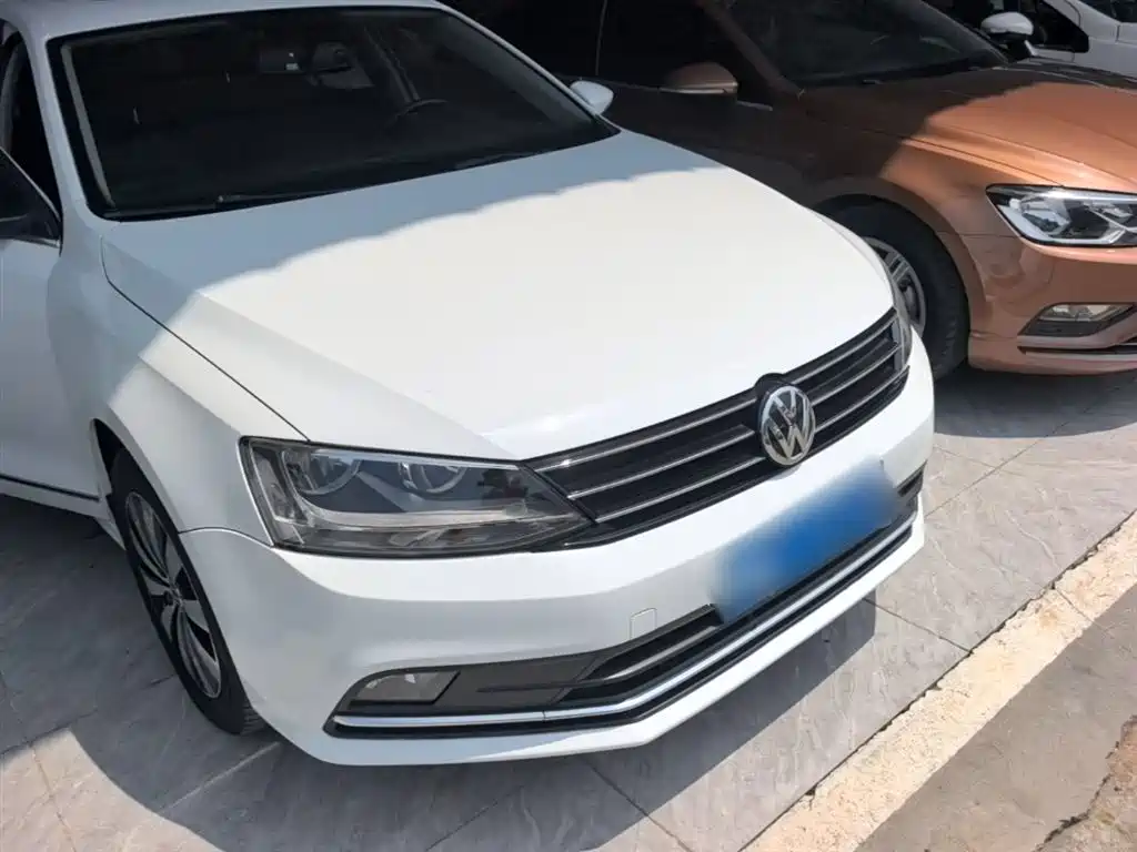 Volkswagen Sagitar 2017 230TSI Automatic Comfort фото 4