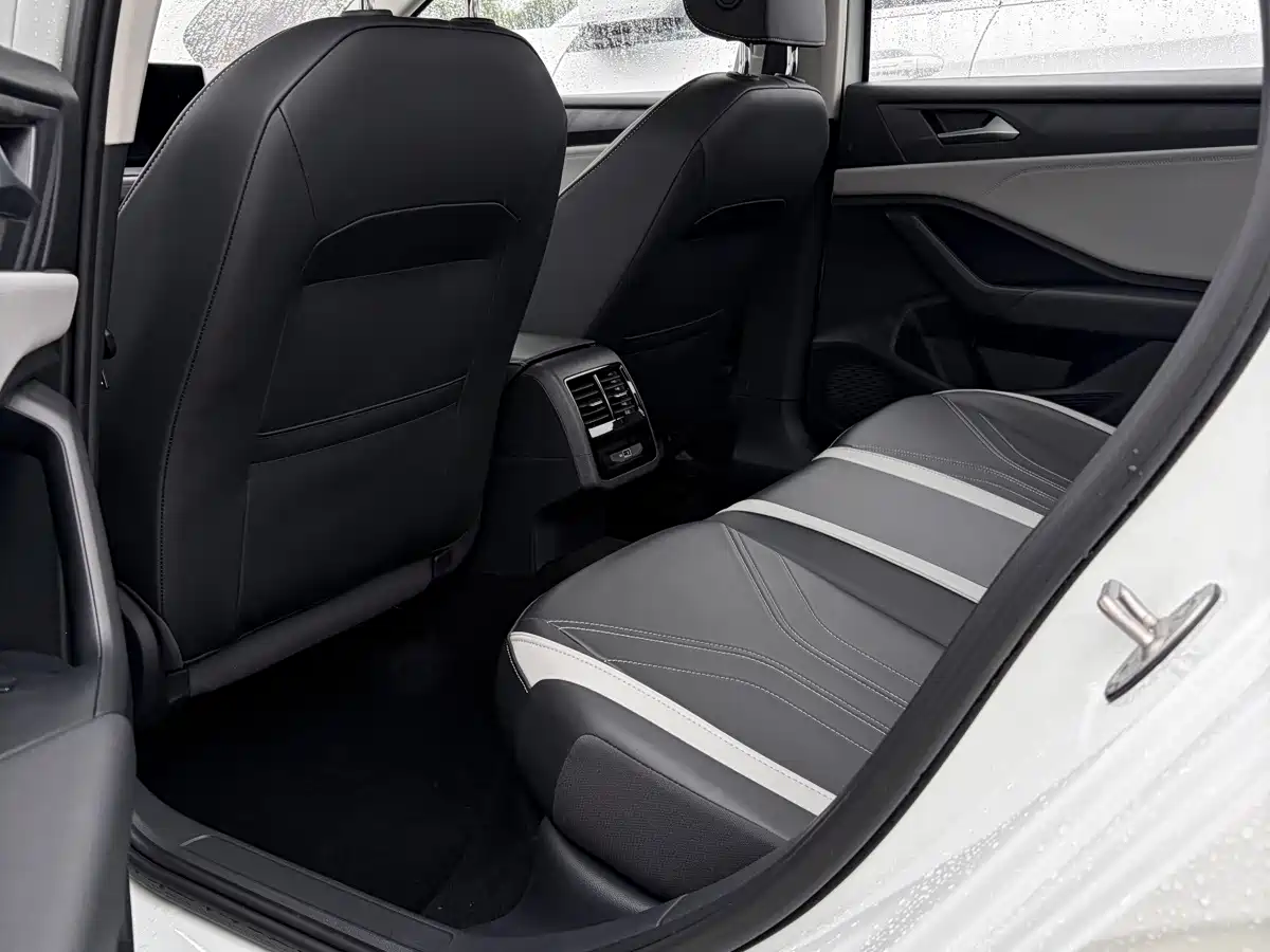 Jetta VA7 2025 2025 1.4T First-Come-First-Served Edition