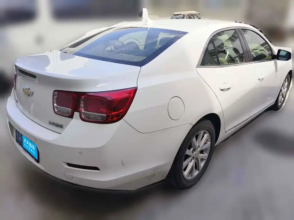 Фото 2 - Chevrolet Malibu