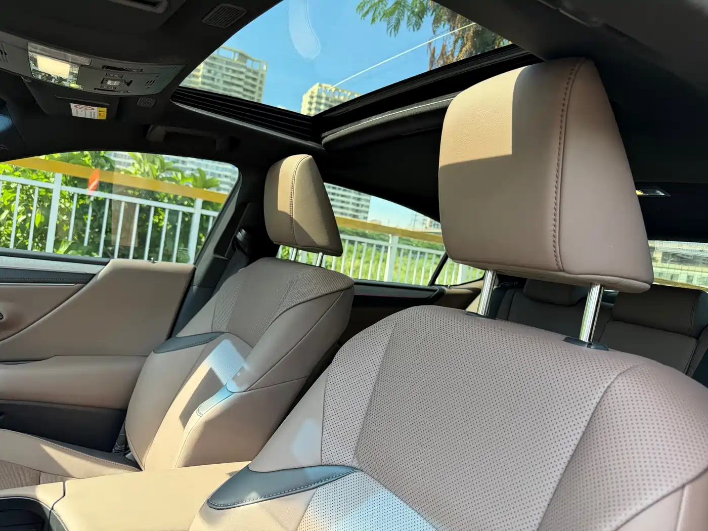 Lexus ES 2026 2025 200 Ultimate Edition