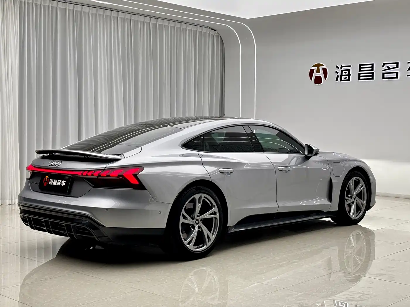 Audi RS e-tron GT 2024 2023 Base Model