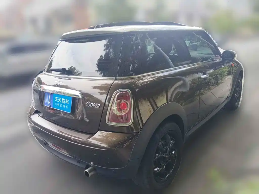 MINI MINI 2012 2011 1.6L COOPER Fun