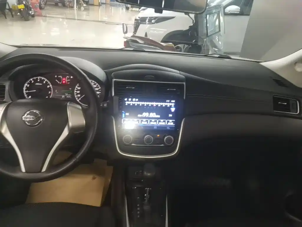 Nissan Tiida, миниатюра 13