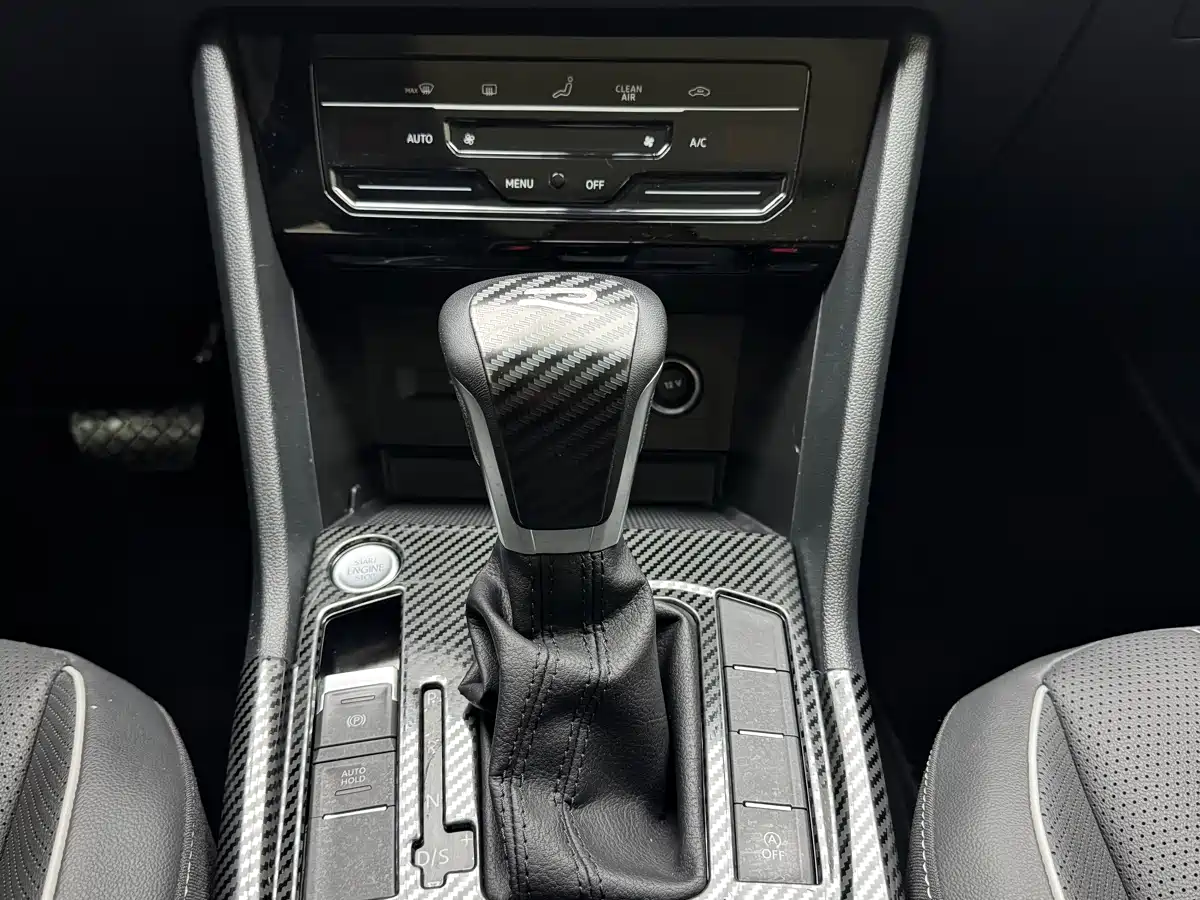Volkswagen Tiguan L 2024 330TSI Automatic 2WD Intelligent Enjoyment Edition фото 9