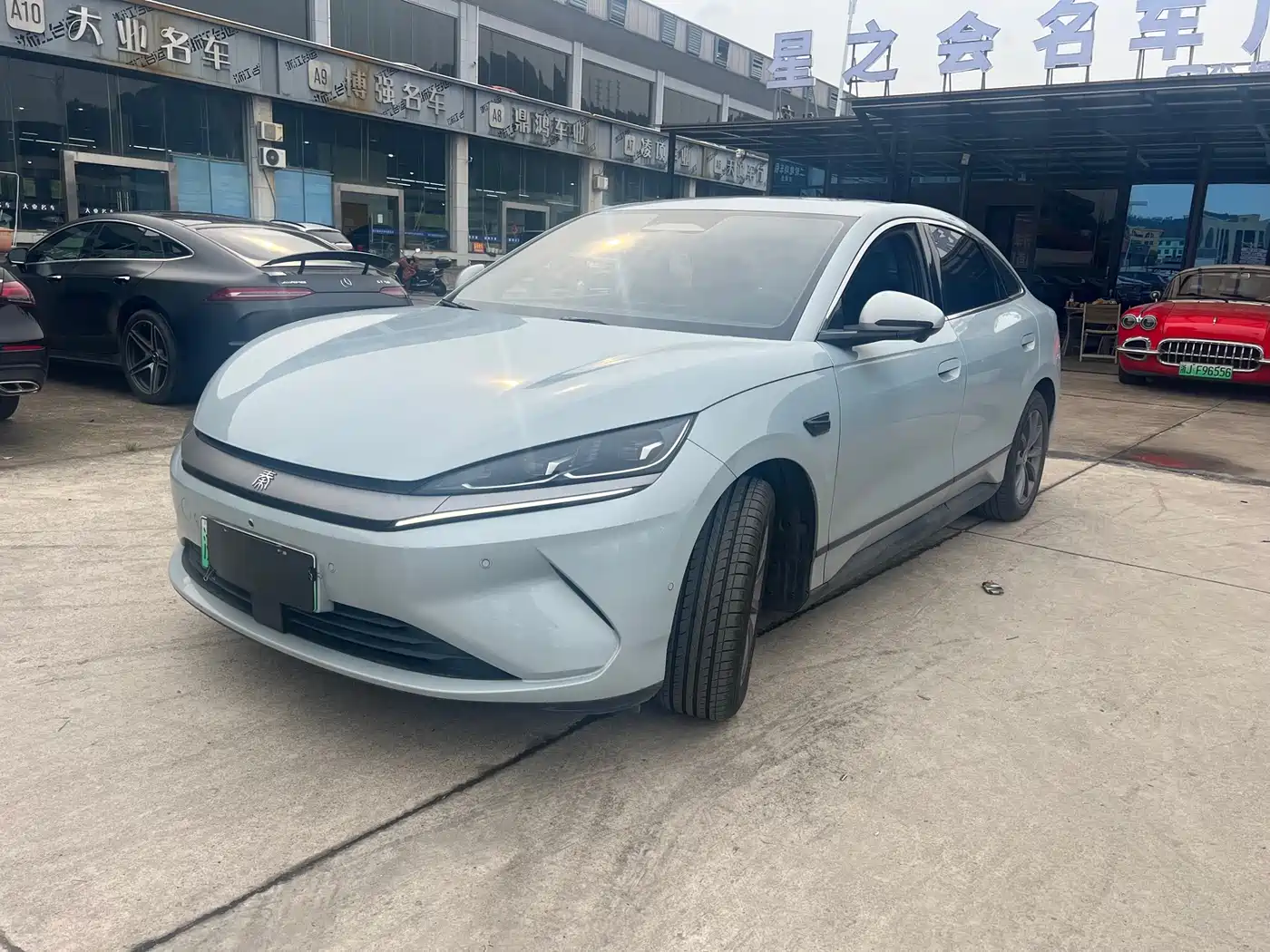 BYD QIN L