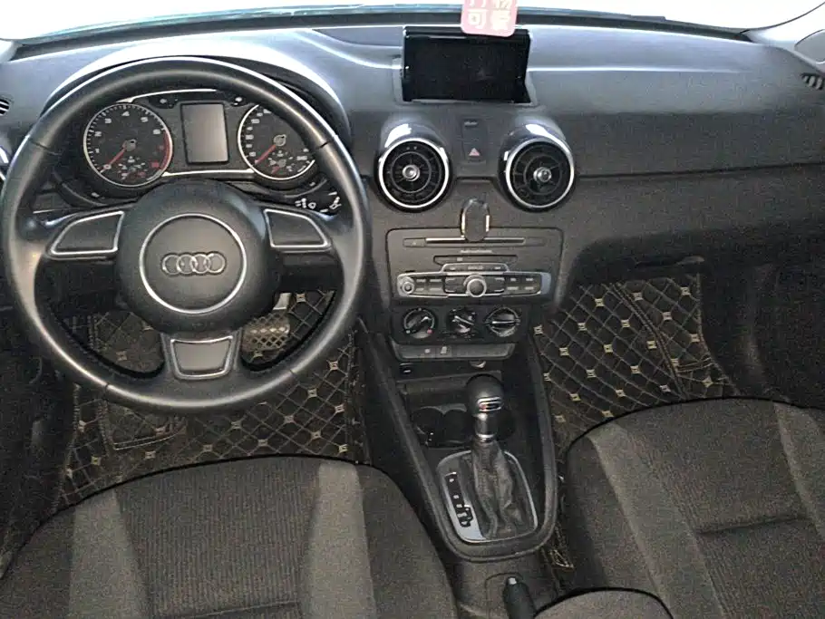 Audi A1 2019 2016 30 TFSI Sportback Design Style Edition
