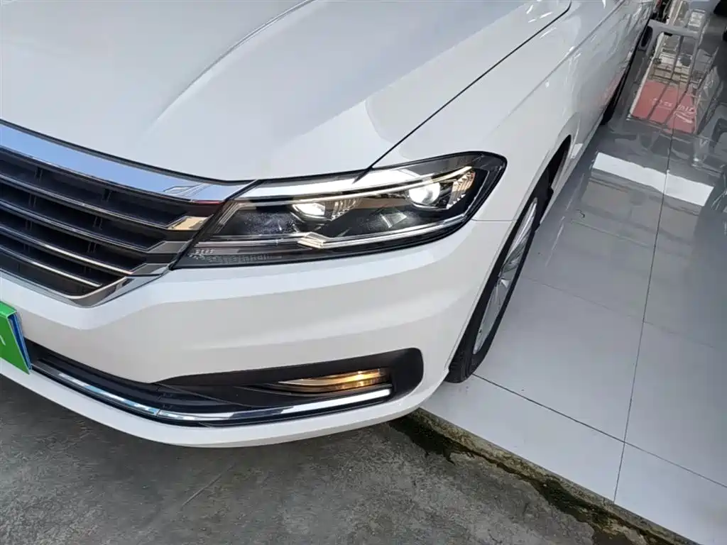 Volkswagen Lavida 2021 280TSI DSG Comfort Edition фото 24