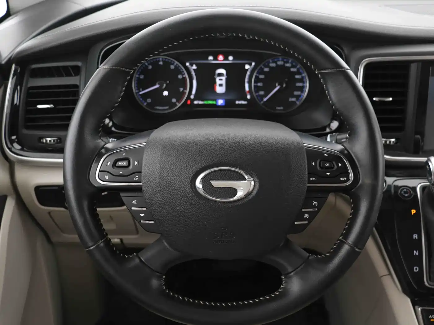 GAC Trumpchi Trumpchi M8 2018 320T Exclusive Edition фото 10