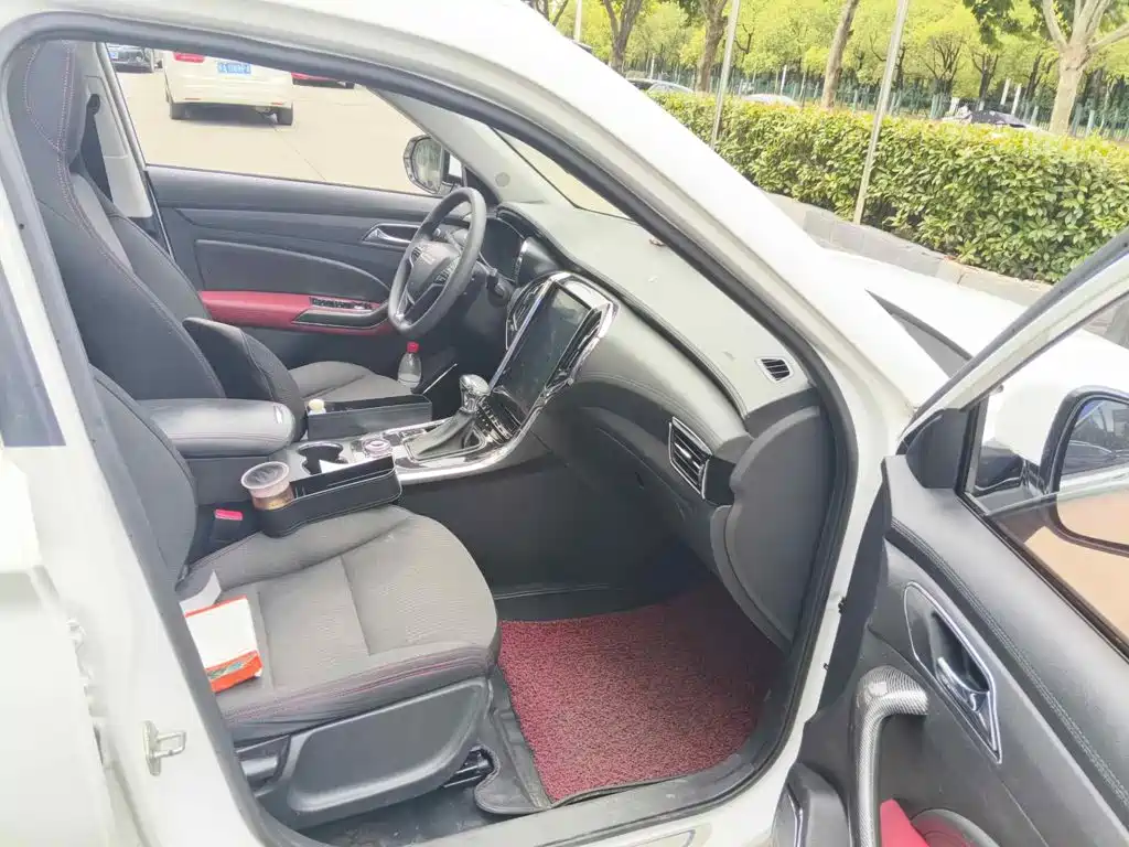 Leopaard CS9 2017 2017 1.5L CVT Comfort
