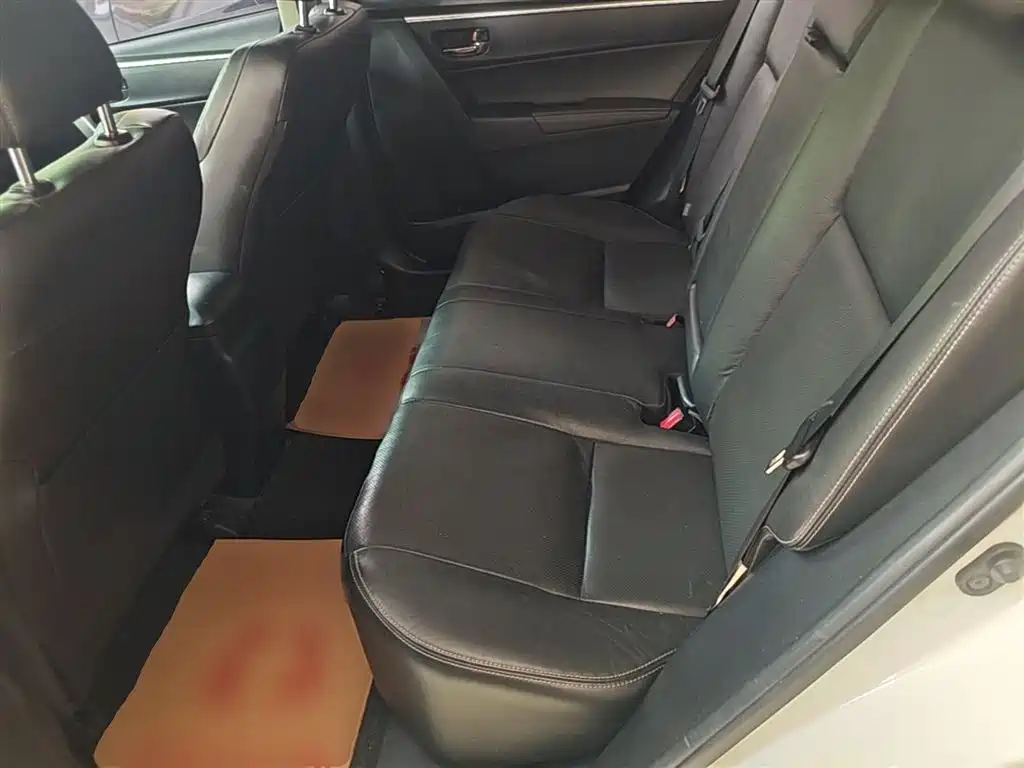 Toyota Levin 2017 Facelift 185T CVT Leading Edition China V фото 17