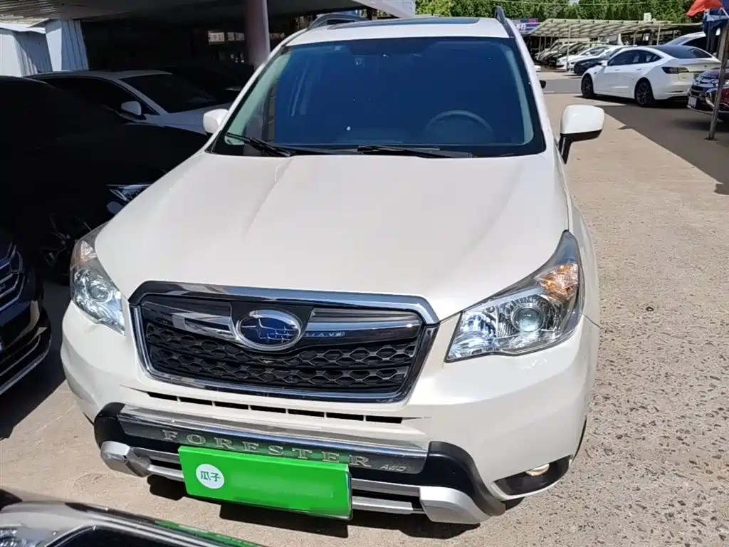 Subaru Forester 2013 2.0i Automatic Luxury Edition фото 3