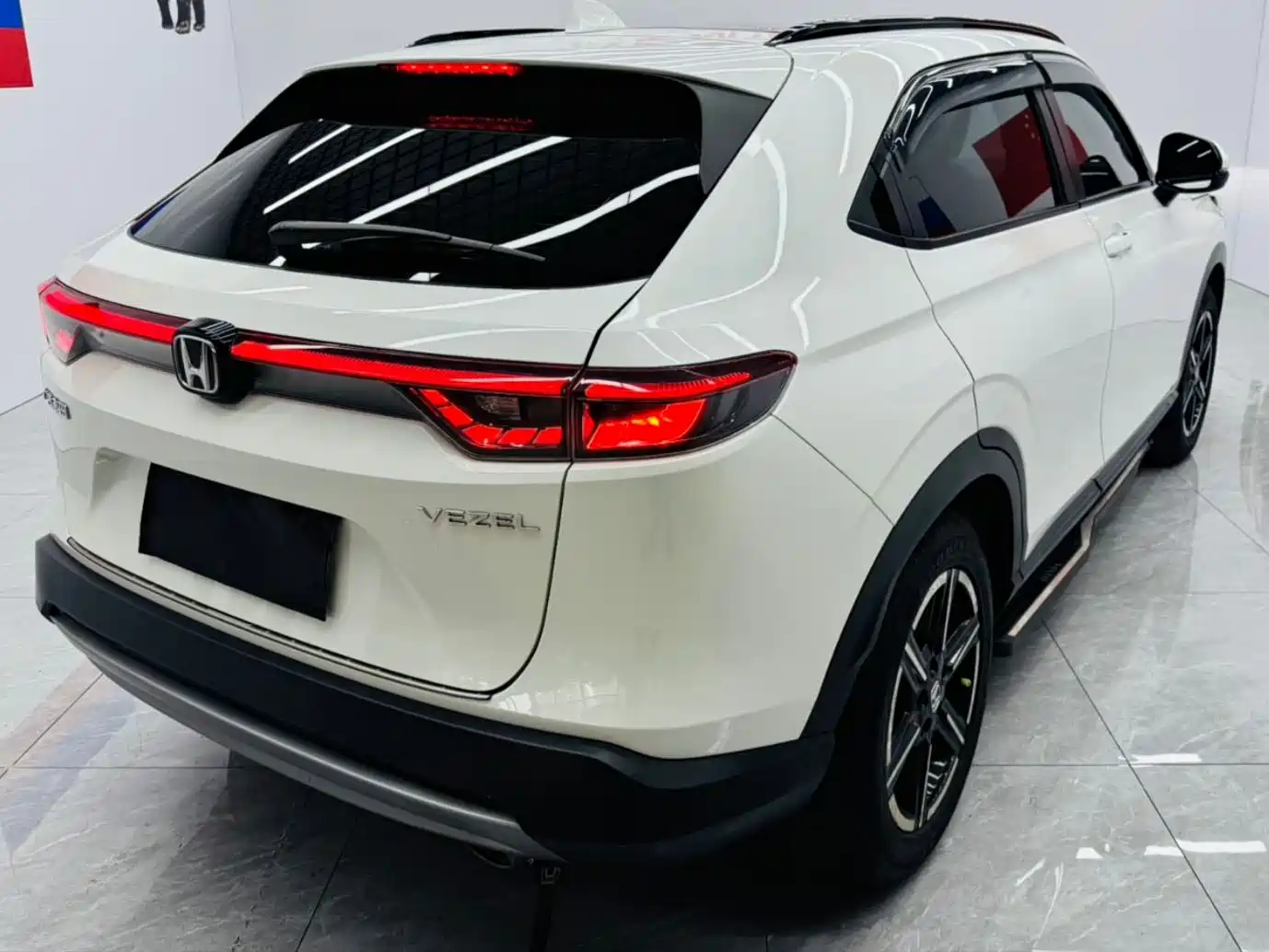 Honda Vezel 2023 2023 1.5L CVT Pioneer Edition