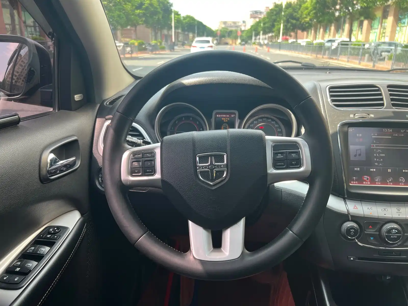 Фото 16 - Dodge Journey
