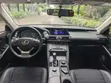 Фото 8 - Lexus IS