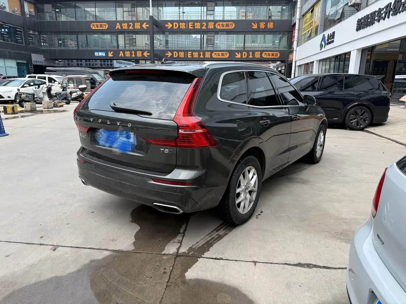 VOLVO XC60
