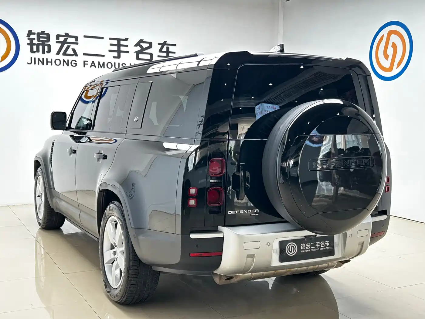 Land Rover Defender 2023 Model Year 130 3.0T P400 HSE фото 26