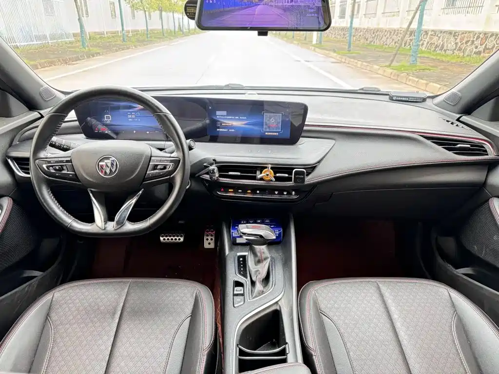 Photo 5 - Buick Verano