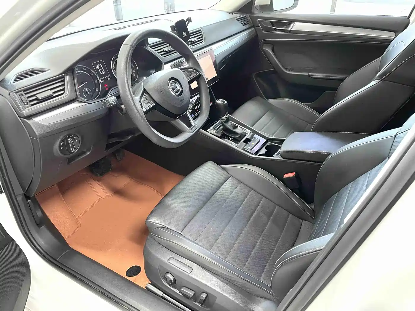 Škoda Superb 2021 TSI280 DSG Comfort Edition фото 7