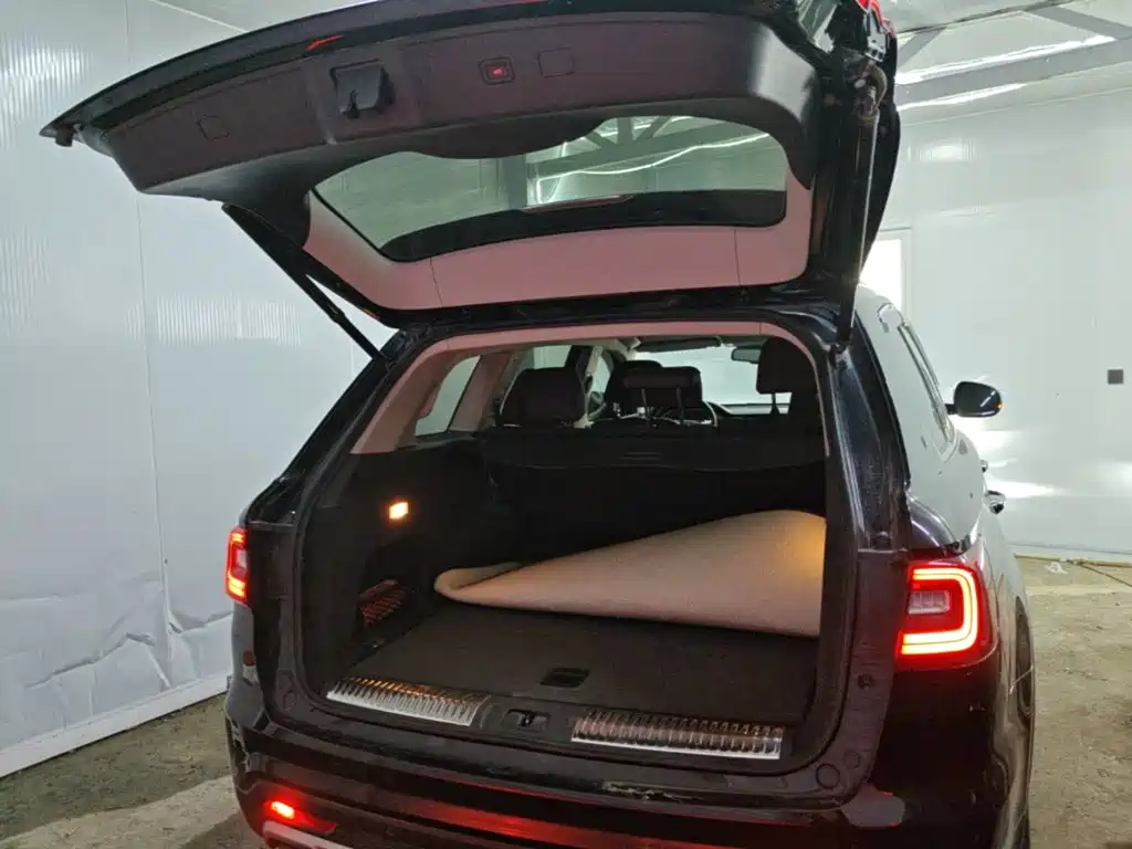 Hongqi HS7 2021 2021 2.0T DCT FWD Smart Connect Qi Xiang Edition