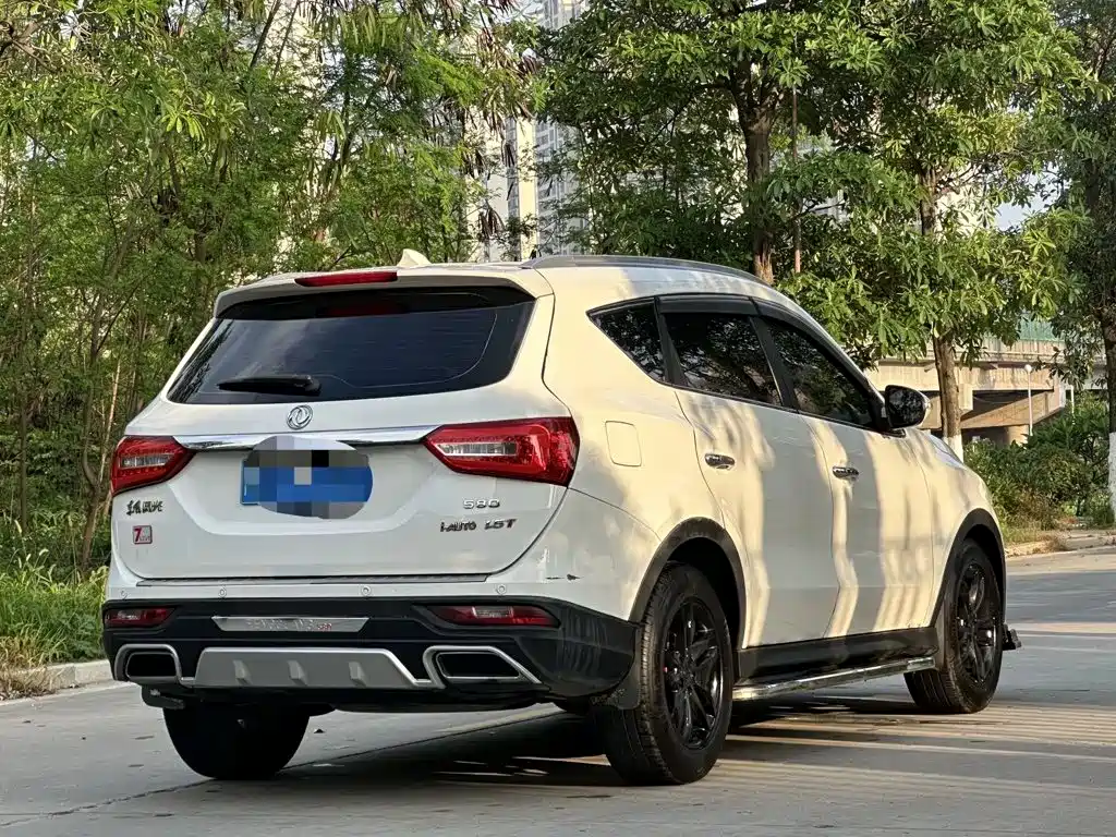 Dongfeng Fengguang Fengguang 580 2018 2017 1.5T Manual Luxury Version