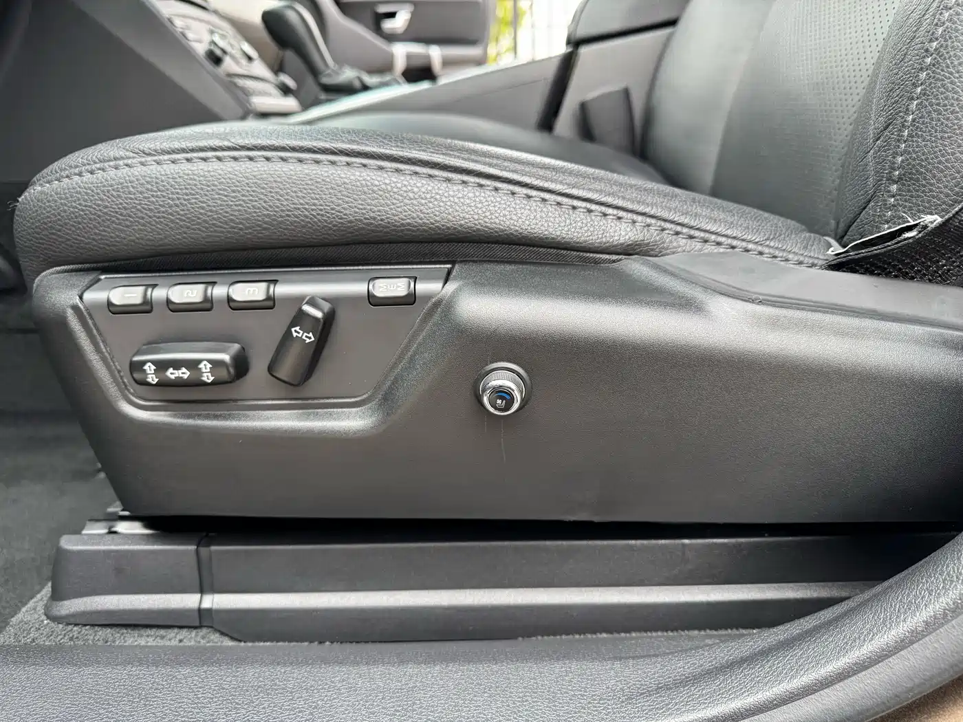 Volvo XC90 2014 2013 2.5T T5 Luxury Upgrade Edition